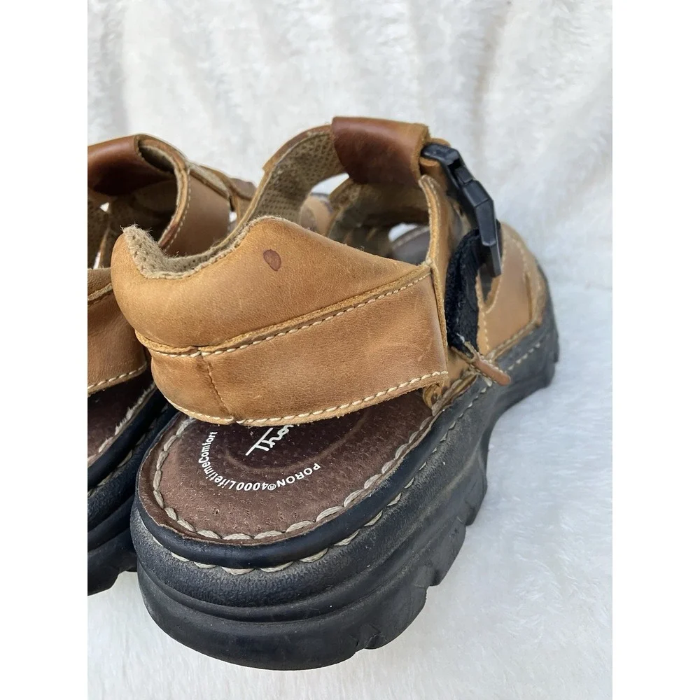 Thom McAn Chunky Heel Fishermen Sandals Men's Size 10